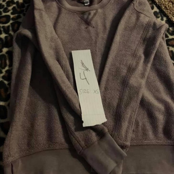 ae pullovers - Picture 2 of 3